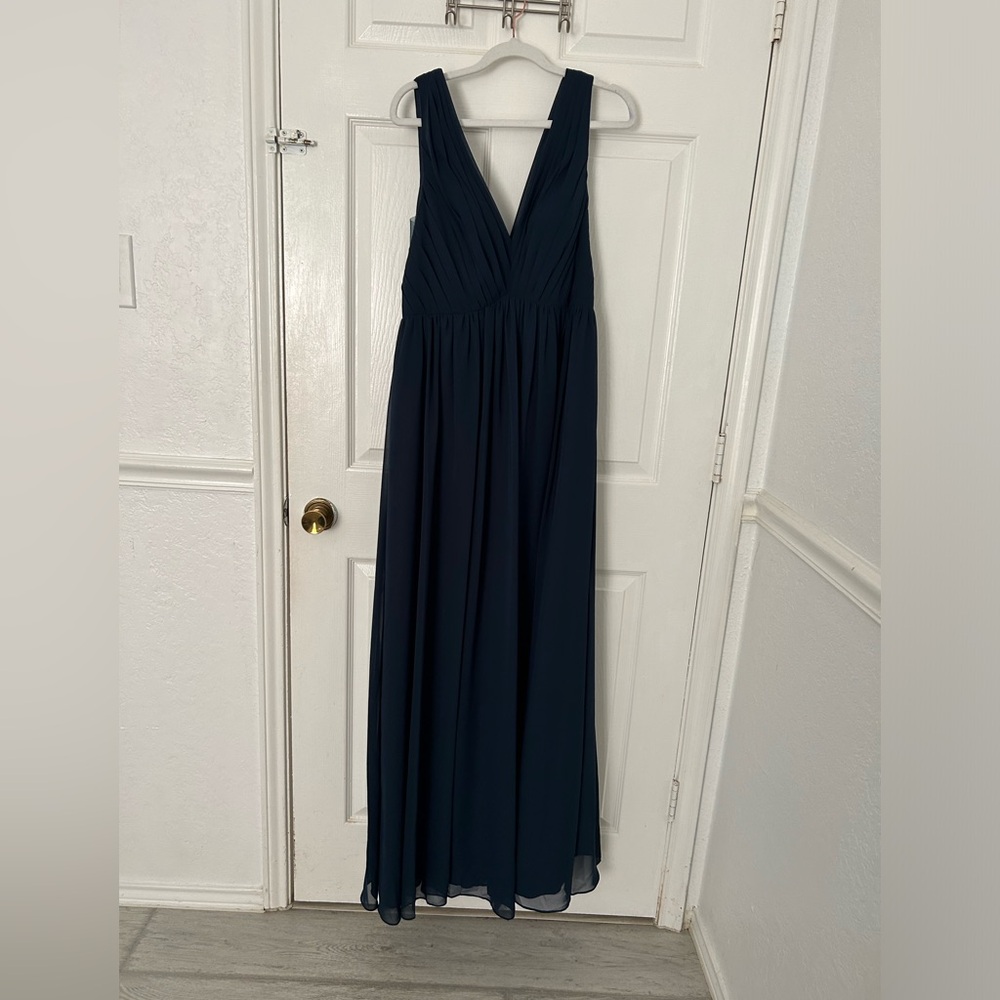 Azazie Navy V‑Neck Pleated Maxi Dress